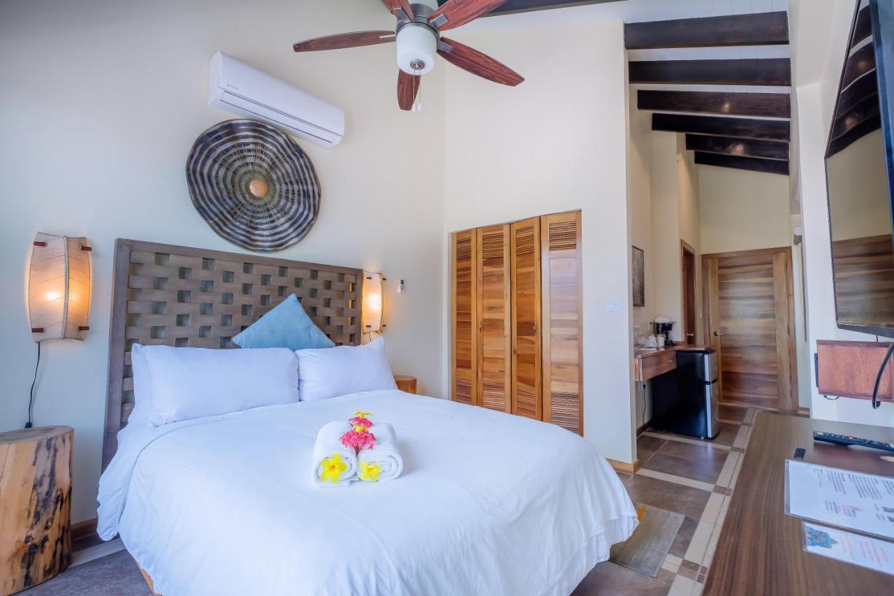 Brisa Oceano Resort Placencia Kültér fotó